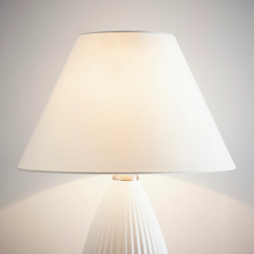 Cream Linen with White Inner Vintage Coolie Lamp Shade 12" - Image 4